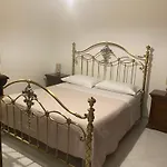 Gloria