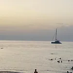 Gloria